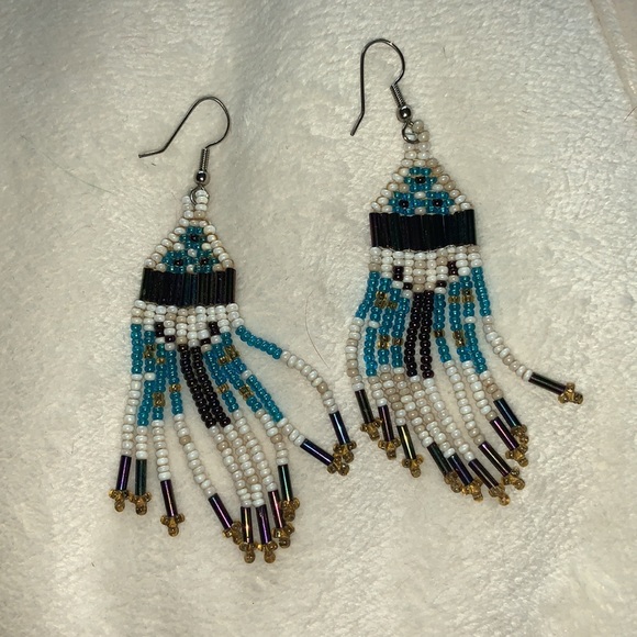 True vintage hand beaded native fringe earrings turquoise teal - Picture 9 of 9